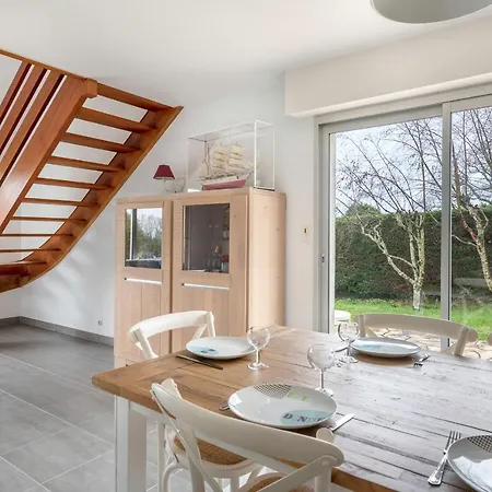 Pour 6 A 400m De La A Holiday home